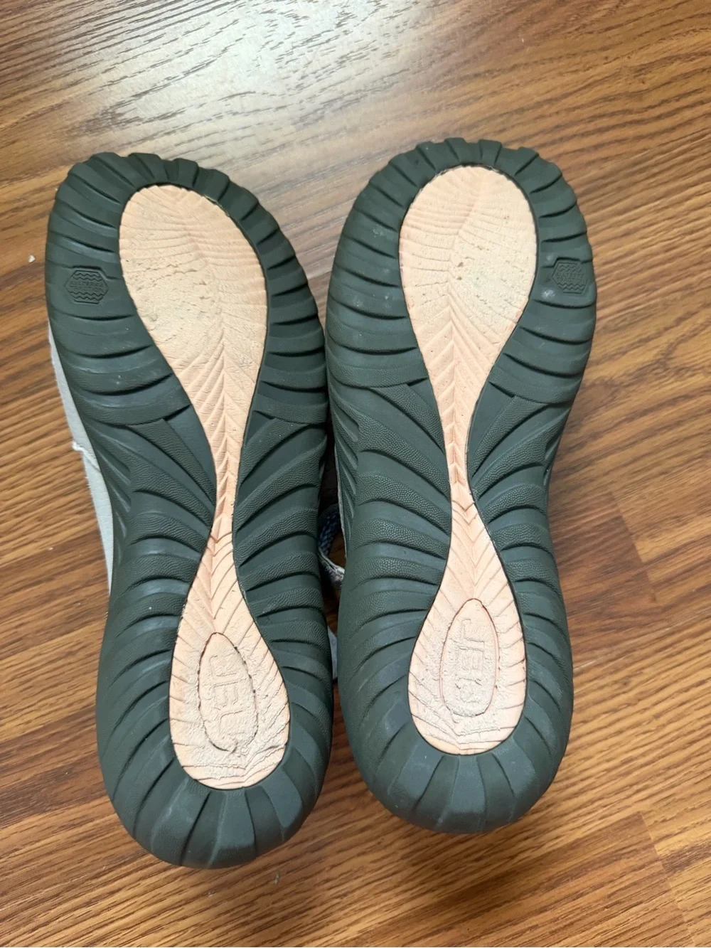JBU by Jambu Deep Sea Encore Mary Jane Flats Outdoor Hiking Water Vegan 7.5